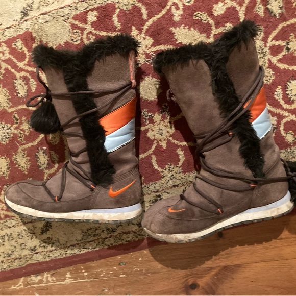 Nike Suede Tall Winter Boots Lace and Zip Sz 8 - Picture 6 of 10